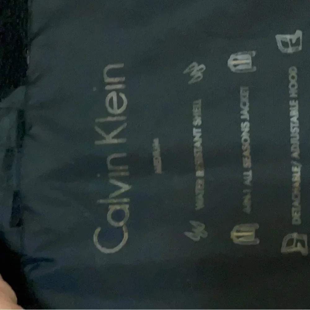 Calvin Klein stunning jacket gold hardware with double zipper. - Picture 16 of 16